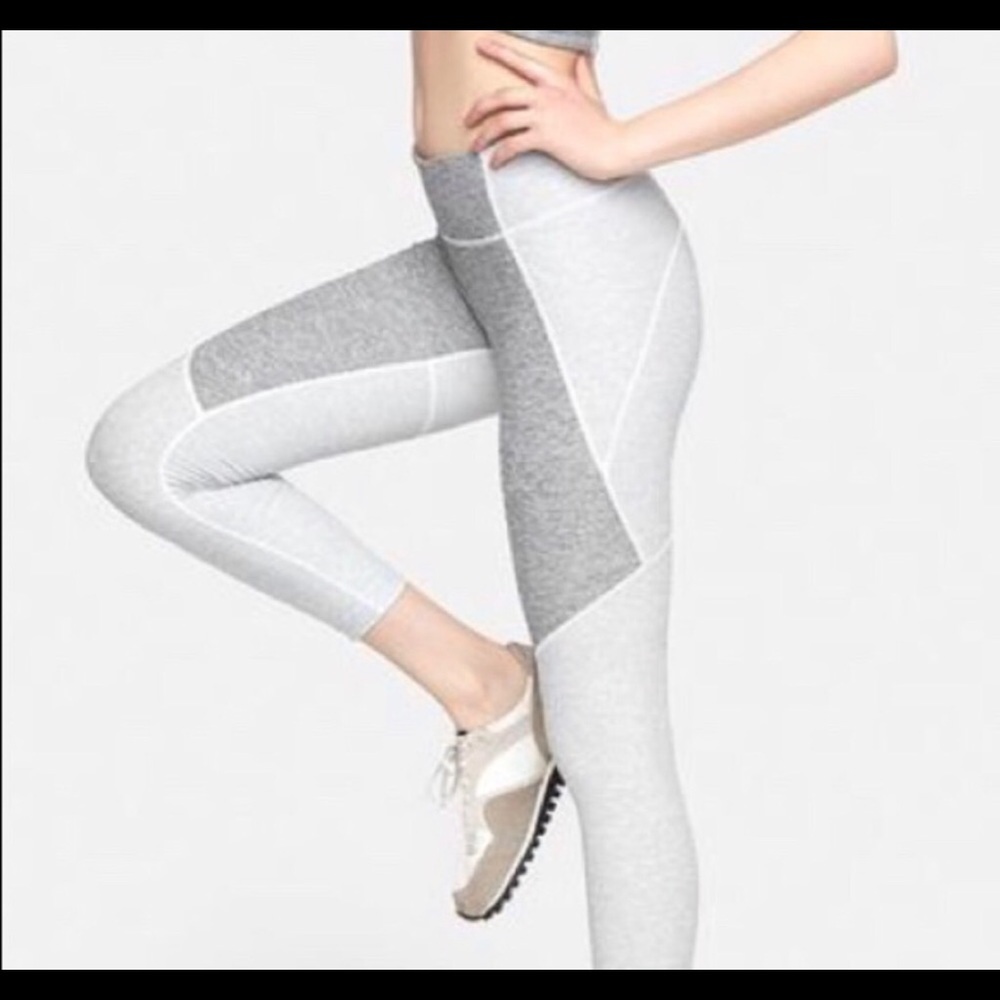 Outdoor voices two tone leggings size S